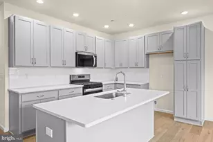 40 N 8th St, Perkasie, PA 18944 - Photo 5