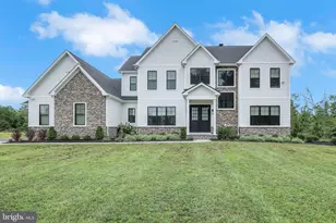 6934 Greene Mdw Ln, New Hope, PA 18938 - Photo 1