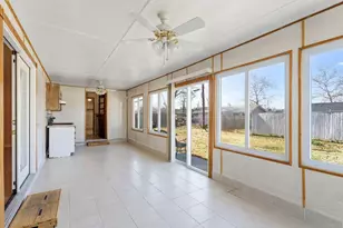 77 Gaping Rock Rd, Levittown, PA 19057 - Photo 15