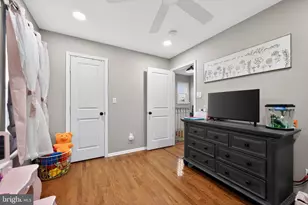 216 Hampton Dr, Langhorne, PA 19047 - Photo 17