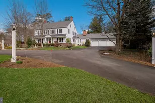 563 Pebble Hill Rd, Doylestown, PA 18901 - Photo 3