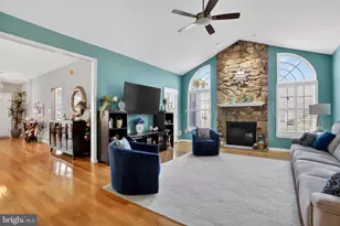 618 Bellflower Rd, Langhorne, PA 19047 - Photo 11