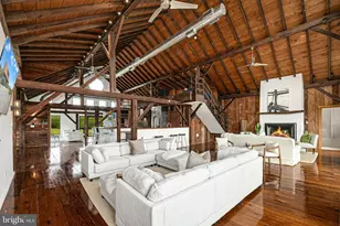 820 Spring Hill Rd, Riegelsville, PA 18077 - Photo 1