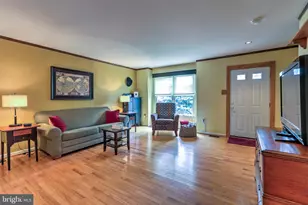 240 Green Valley Way, Chalfont, PA 18914 - Photo 7