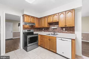 28 Chesapeake Dr, Newtown, PA 18940 - Photo 17