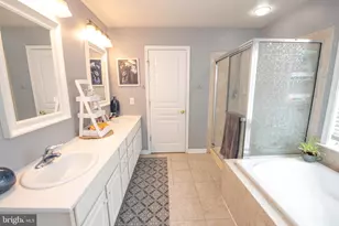 358 E Armstrong Dr, Fountainville, PA 18923 - Photo 23