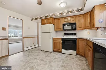 195 Gilbert Drive, Morrisville, PA 19067 - Photo 21