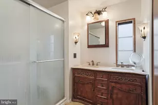 274 Hickory Dr, Doylestown, PA 18901 - Photo 15