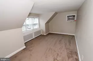 319 W Cir, Bristol, PA 19007 - Photo 5