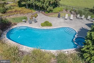 1710 Scott Dr, Newtown, PA 18940 - Photo 95