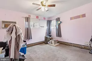 79 Autumn Ln, Levittown, PA 19055 - Photo 13