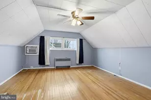 79 Autumn Ln, Levittown, PA 19055 - Photo 17