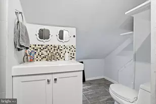 79 Autumn Ln, Levittown, PA 19055 - Photo 21