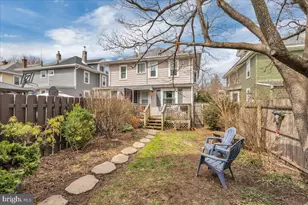 35 E Hendrickson Ave, Morrisville, PA 19067 - Photo 21