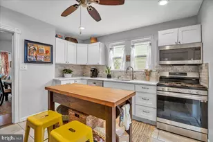 35 E Hendrickson Ave, Morrisville, PA 19067 - Photo 7