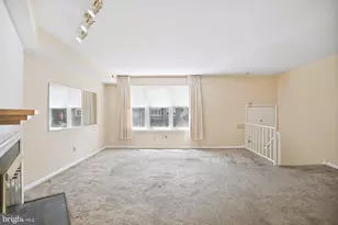 1009 Burnley Ct, Bensalem, PA 19020 - Photo 5