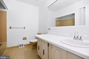 1009 Burnley Ct, Bensalem, PA 19020 - Photo 19