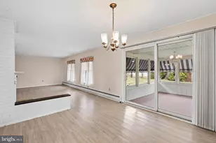 232 Forsythia Dr S, Levittown, PA 19056 - Photo 9