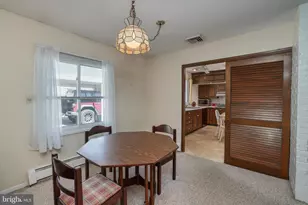 19 Dewberry Ln, Levittown, PA 19055 - Photo 17