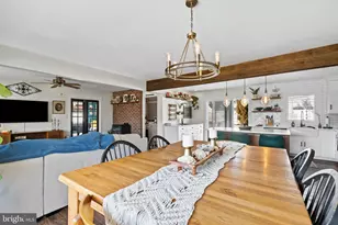 194 Cobalt Ridge Dr S, Levittown, PA 19057 - Photo 13