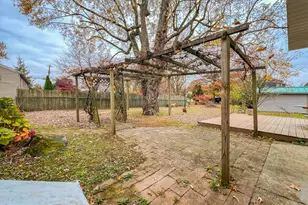 10 Makefield Rd, Morrisville, PA 19067 - Photo 35