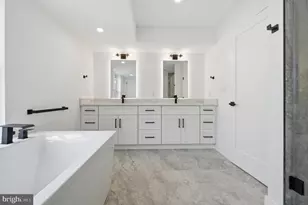 14 Churchville Ln, Churchville, PA 18966 - Photo 17