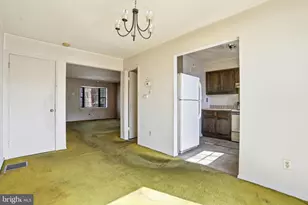 323 Harvard Square, Bensalem, PA 19020 - Photo 9