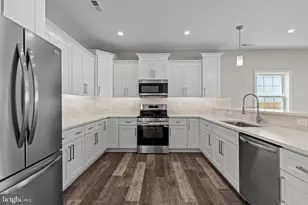 1206 Plymouth Ave, Bristol, PA 19007 - Photo 11