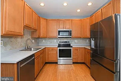 215 Dorchester Drive, Sellersville, PA 18960 - Photo 9