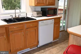 69 Maple Leaf Dr, Sellersville, PA 18960 - Photo 15