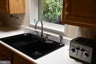 69 Maple Leaf Dr, Sellersville, PA 18960 - Photo 13