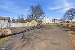 4400 Newportville Rd, Levittown, PA 19056 - Photo 25