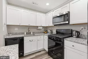 108 Diamond Dr, Newtown, PA 18940 - Photo 11