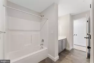 52 N 8th St, Perkasie, PA 18944 - Photo 13