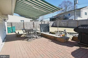 8 Summer Ln, Levittown, PA 19055 - Photo 47