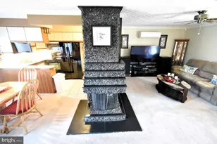 8 Summer Ln, Levittown, PA 19055 - Photo 13