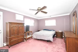 8 Summer Ln, Levittown, PA 19055 - Photo 25