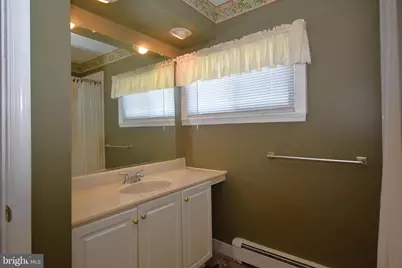 8 Summer Lane, Levittown, PA 19055 - Photo 23