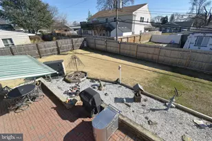 8 Summer Ln, Levittown, PA 19055 - Photo 37