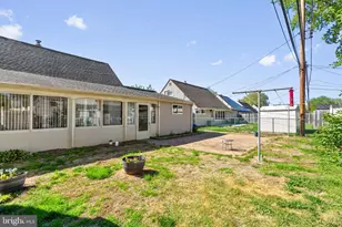 58 Nearwood Ln, Levittown, PA 19054 - Photo 29