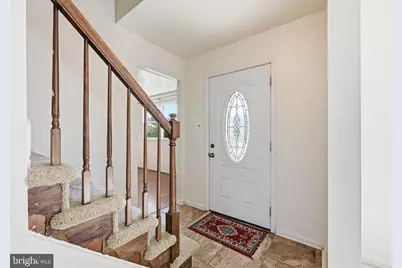 11 Maplewood Drive, Levittown, PA 19056 - Photo 5