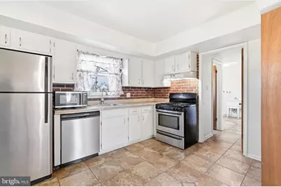 11 Maplewood Drive, Levittown, PA 19056 - Photo 17