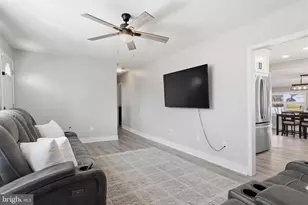 44 Heights Ln, Feasterville-Trevose, PA 19053 - Photo 7