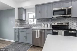 7105 N Radcliffe St, Bristol, PA 19007 - Photo 13