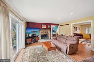 1324 Shadow Creek Ln, Warrington, PA 18976 - Photo 11