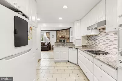 608 E Pine Street, Feasterville-Trevose, PA 19053 - Photo 19