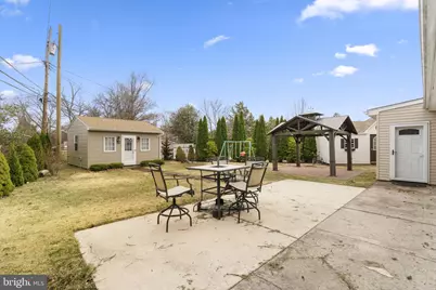 608 E Pine Street, Feasterville-Trevose, PA 19053 - Photo 17