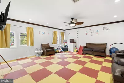 608 E Pine Street, Feasterville-Trevose, PA 19053 - Photo 9