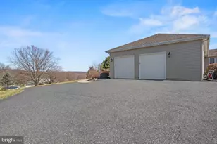 1525 Gateway Dr, Quakertown, PA 18951 - Photo 27