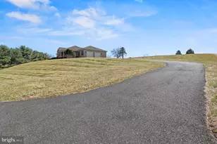 1525 Gateway Dr, Quakertown, PA 18951 - Photo 35